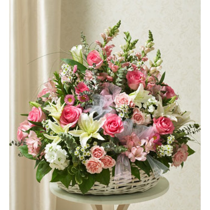 lilies,Aromatic Roses & Stunning Hydrangeas Send to ...