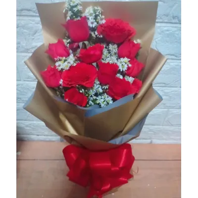 12 Red and White Roses in a Bouquet